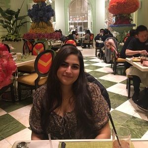 Meet your Posher, Maytal